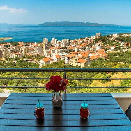 Seaview Oscar Apartman