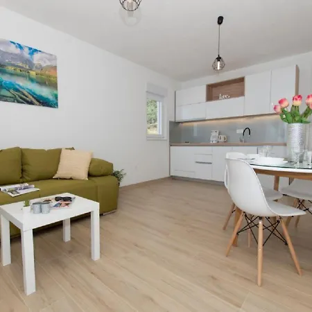 Seaview Oscar Apartament