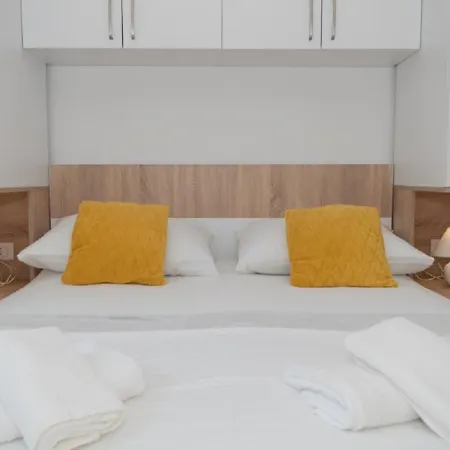 Seaview Oscar Апартаменти *