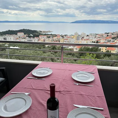 Seaview Oscar Apartament *