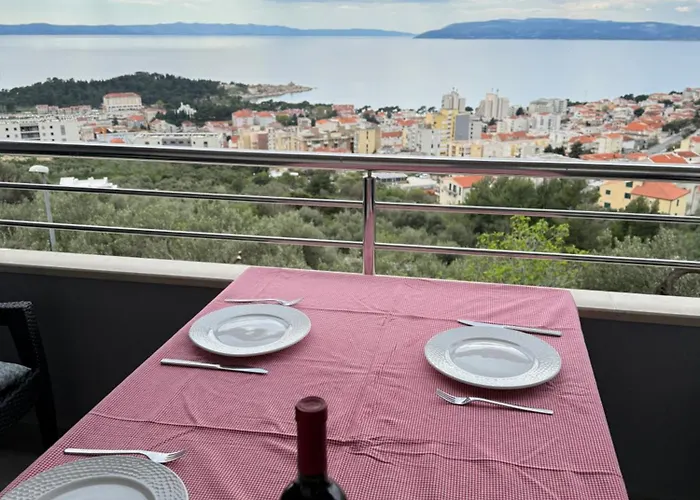 Seaview Oscar Apartman *