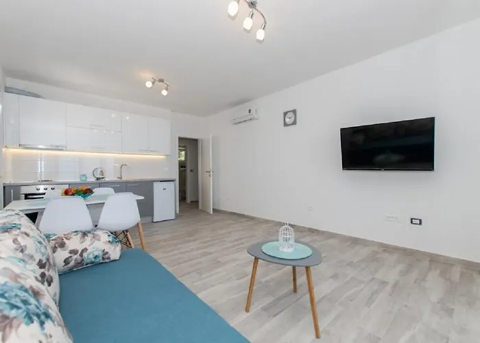 Seaview Oscar Apartment