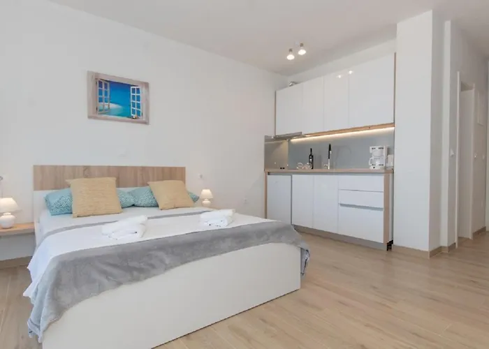 Seaview Oscar * Makarska